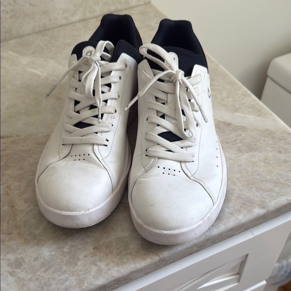 Classic White Men's Sneakers